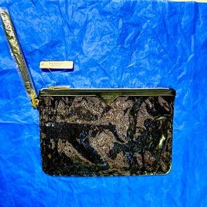 NWT Victoria Secret Travel/Makeup Bag